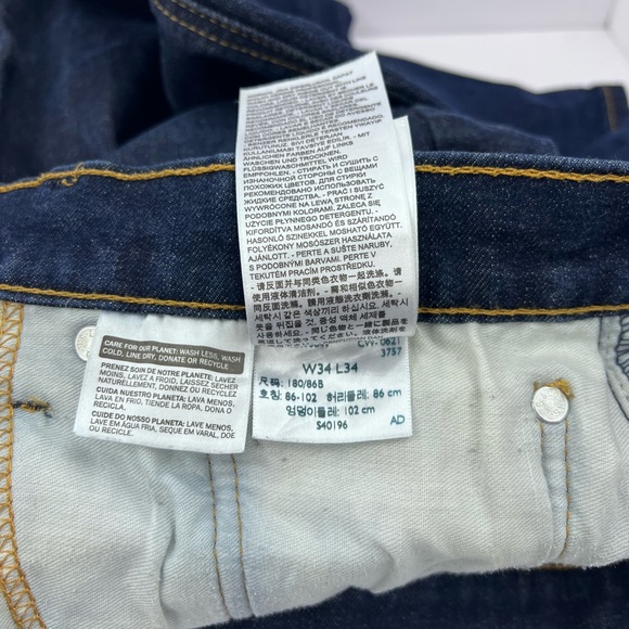 LEVI’S 541, JEANS, ALMOST NEW, WAIST 34 LENGTH 34, BLUE COLOR, FRONT ZIPPER - Picture 12 of 13